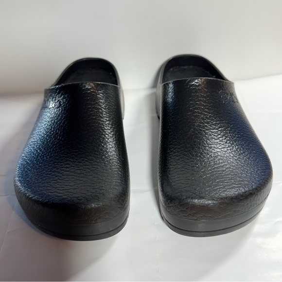 Birkenstock
Super-Birki Birkenstock Clog
Size 37 L6 in Black - Picture 12 of 13